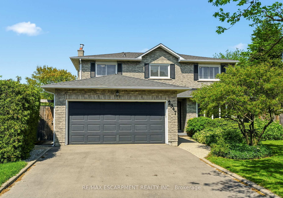 2347-tweedsmuir-court-burlington-ontario-w13151646