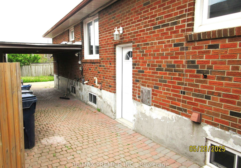 100-snowood-court-york-ontario-w13152108