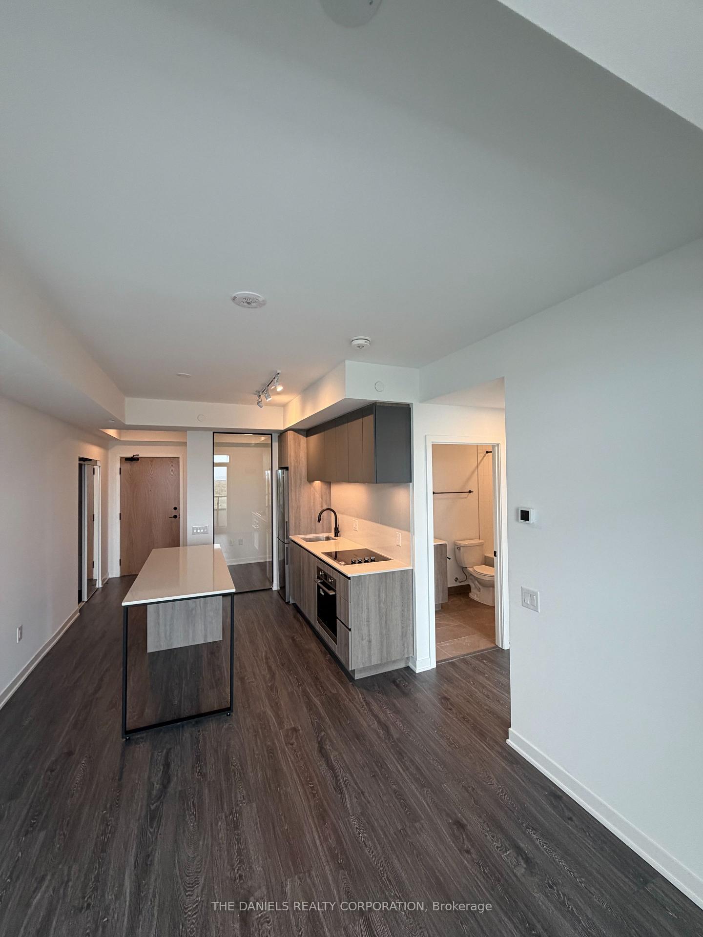 2495-eglinton-avenue-w-mississauga-ontario-w13152382