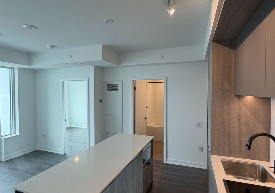 2495-eglinton-avenue-w-mississauga-ontario-w13152438