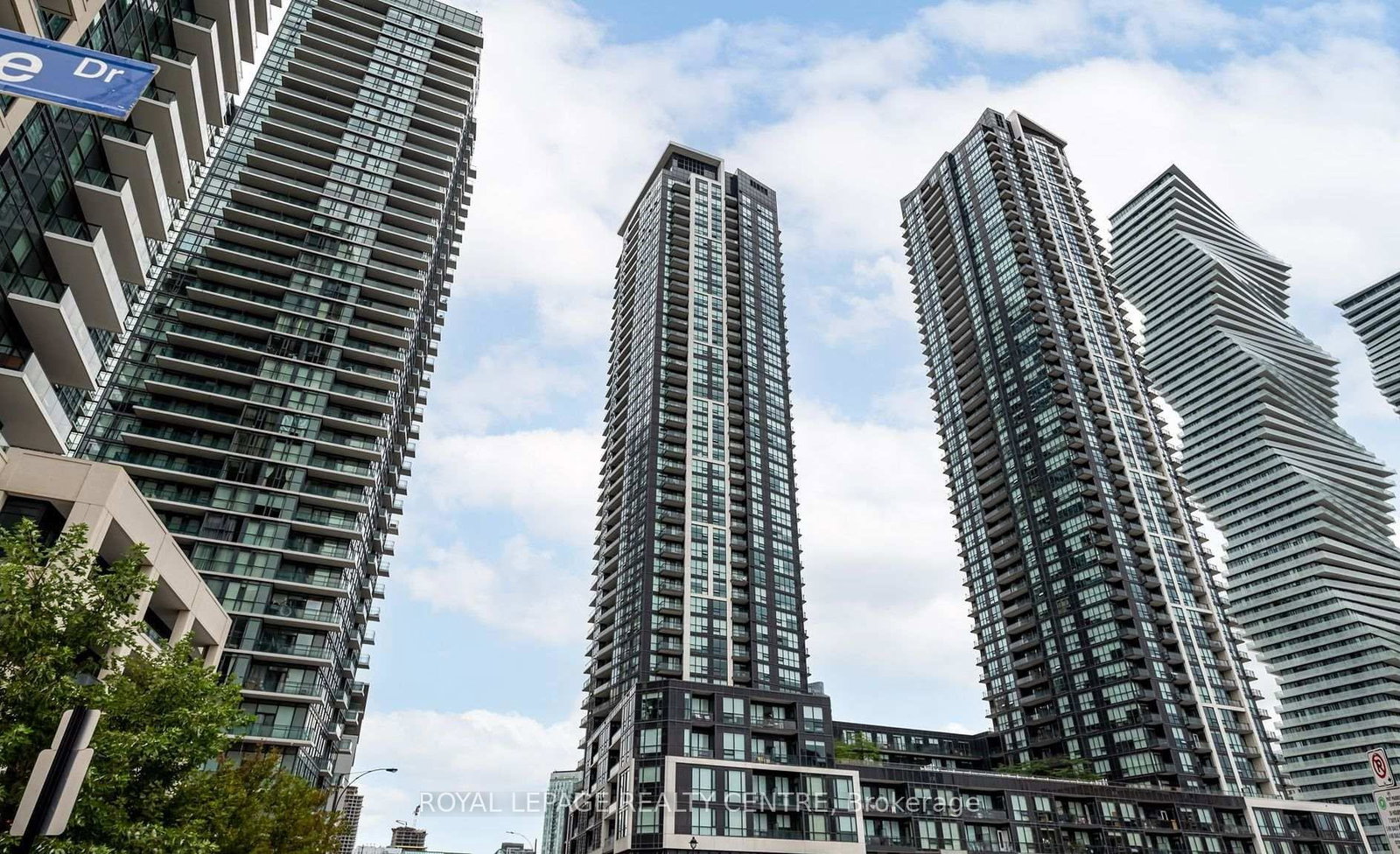 510-curran-place-e-mississauga-ontario-w13152786