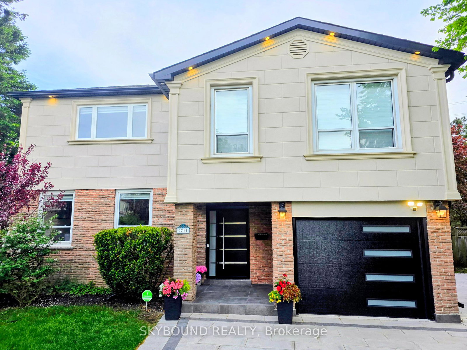 2711-spruce-needle-court-mississauga-ontario-w13152806