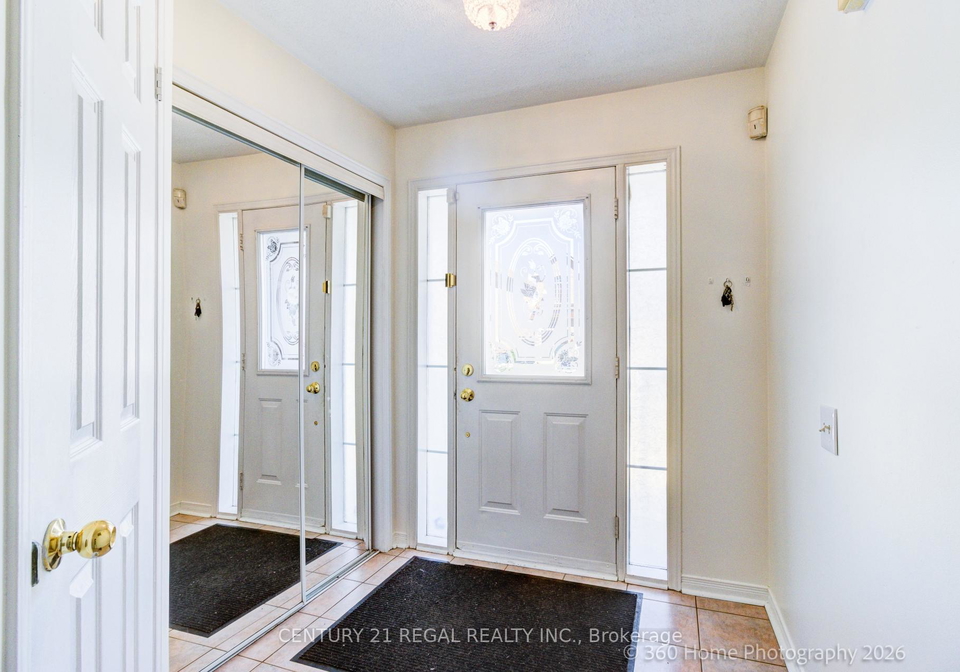 42g-view-green-crescent-etobicoke-ontario-w13153064