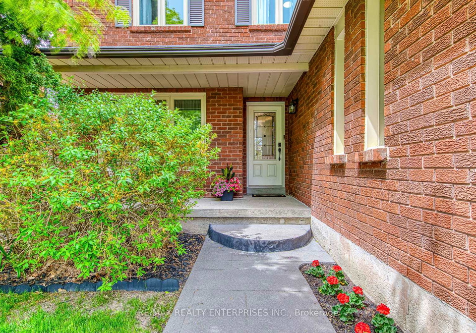 1256-greenwood-crescent-oakville-ontario-w13153224