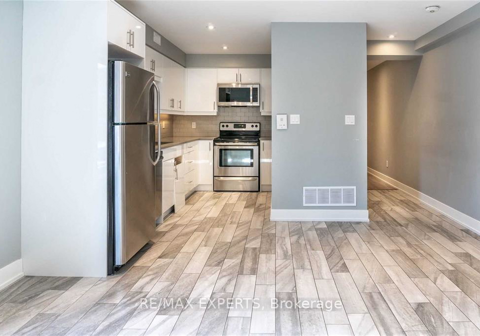 2-hyde-avenue-toronto-ontario-w13153328