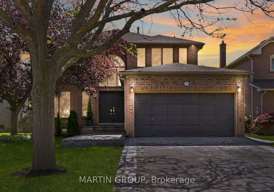376-carrier-lane-oakville-ontario-w13153338