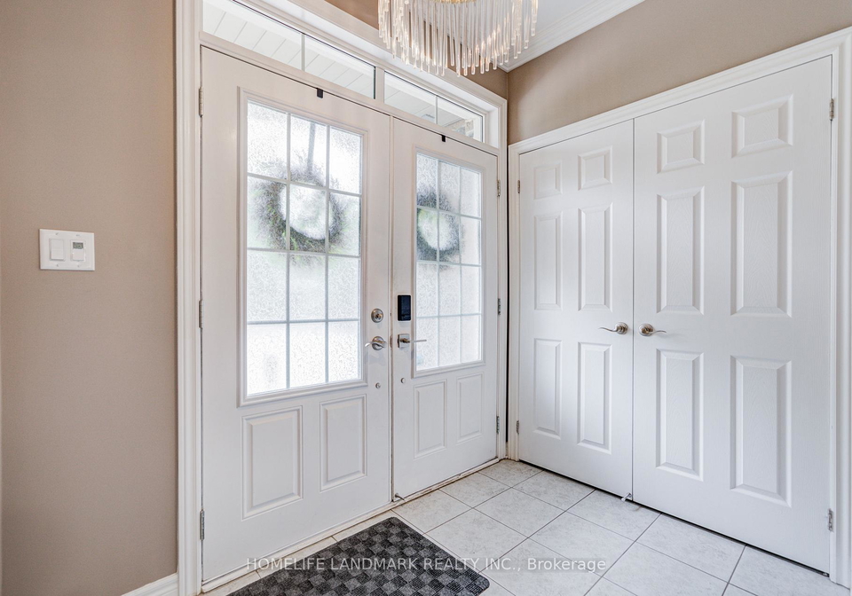 2479-gateshead-common-oakville-ontario-w13153526
