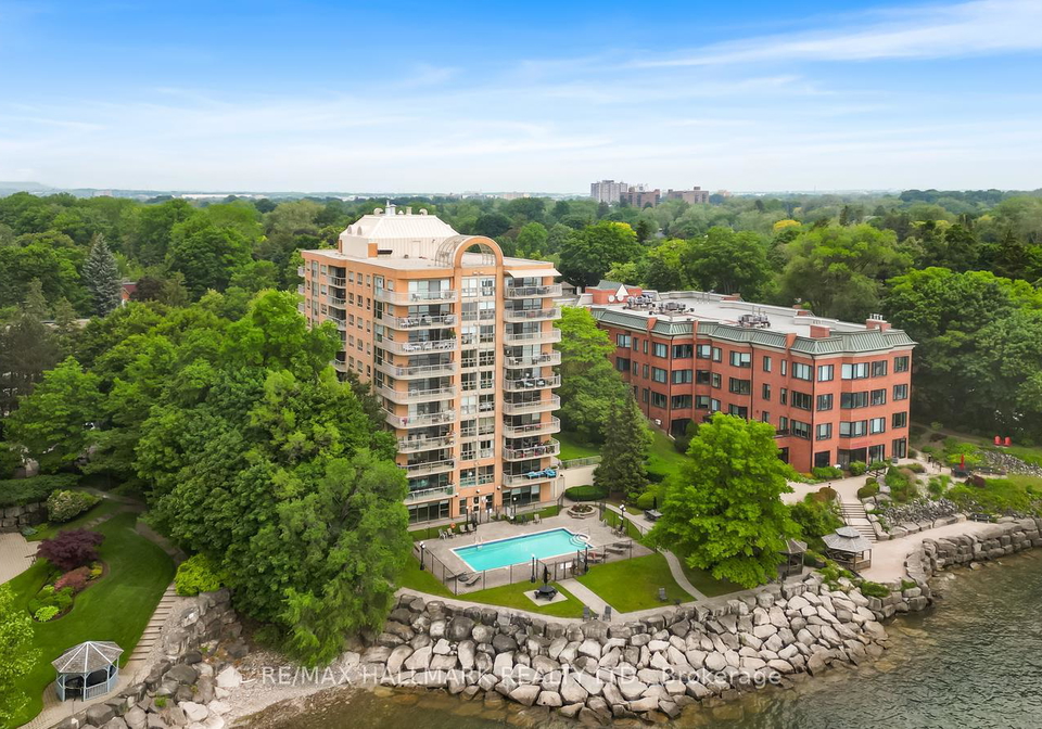 2210-lakeshore-road-burlington-ontario-w13153640