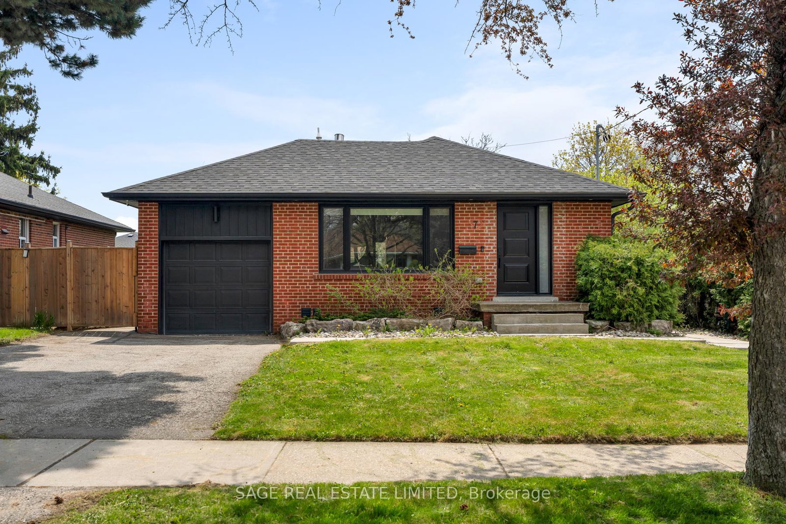 7-rathgar-avenue-etobicoke-ontario-w13153932