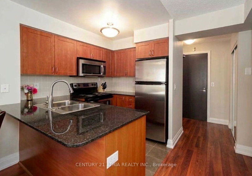 1060-sheppard-avenue-w-york-ontario-w13153970