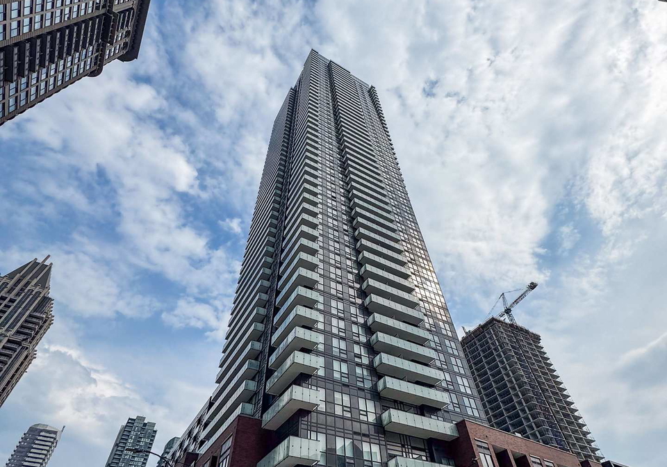 430-square-one-drive-mississauga-ontario-w13154184