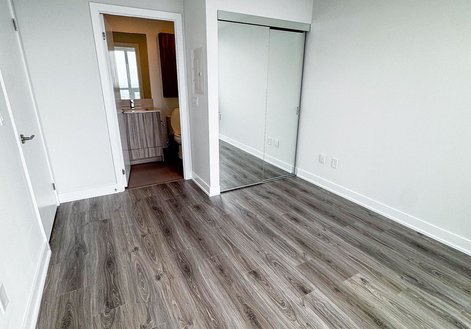 430-square-one-drive-mississauga-ontario-w13154184