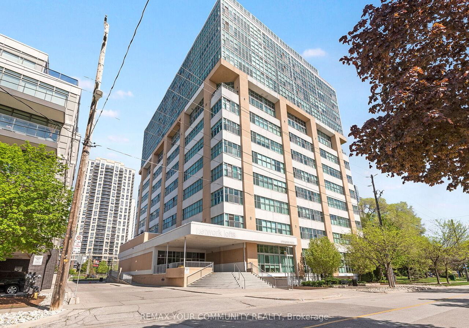 2-fieldway-road-etobicoke-ontario-w13154384