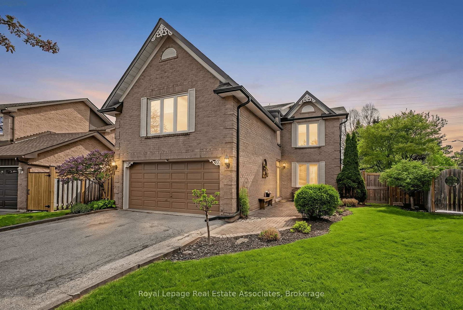 16-cotswold-court-halton-hills-ontario-w13154438