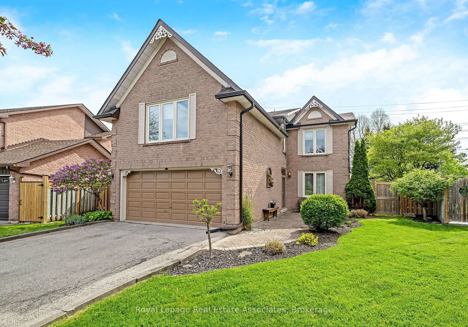 16-cotswold-court-halton-hills-ontario-w13154438
