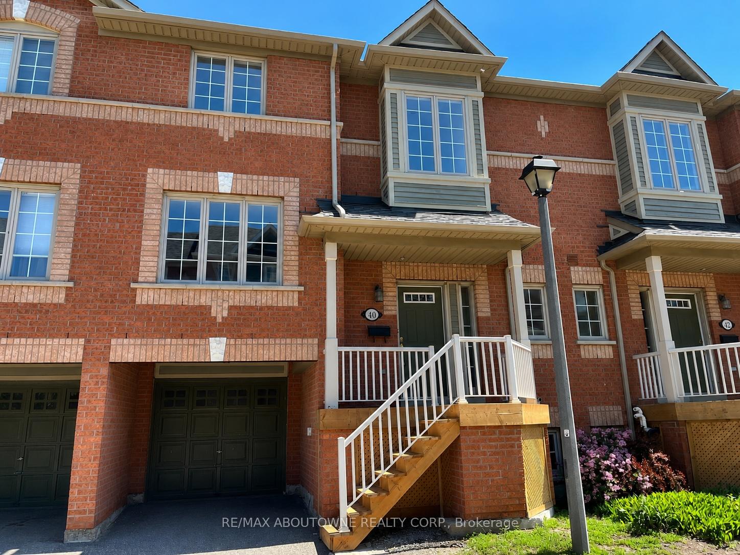 5031-east-mill-road-mississauga-ontario-w13154642