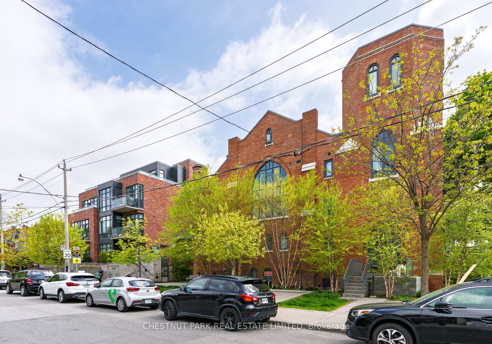 245-perth-avenue-toronto-ontario-w13154768