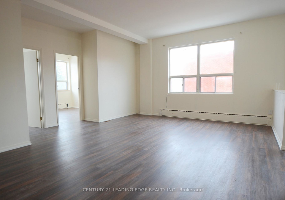1359-wilson-avenue-york-ontario-w13154862