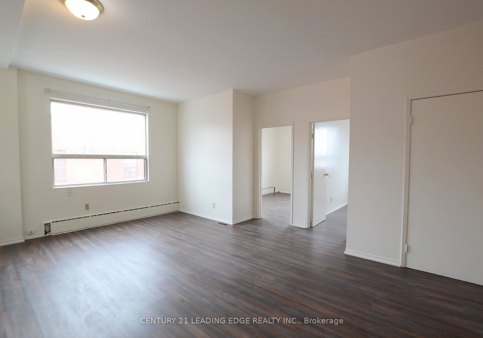 1359-wilson-avenue-york-ontario-w13154990