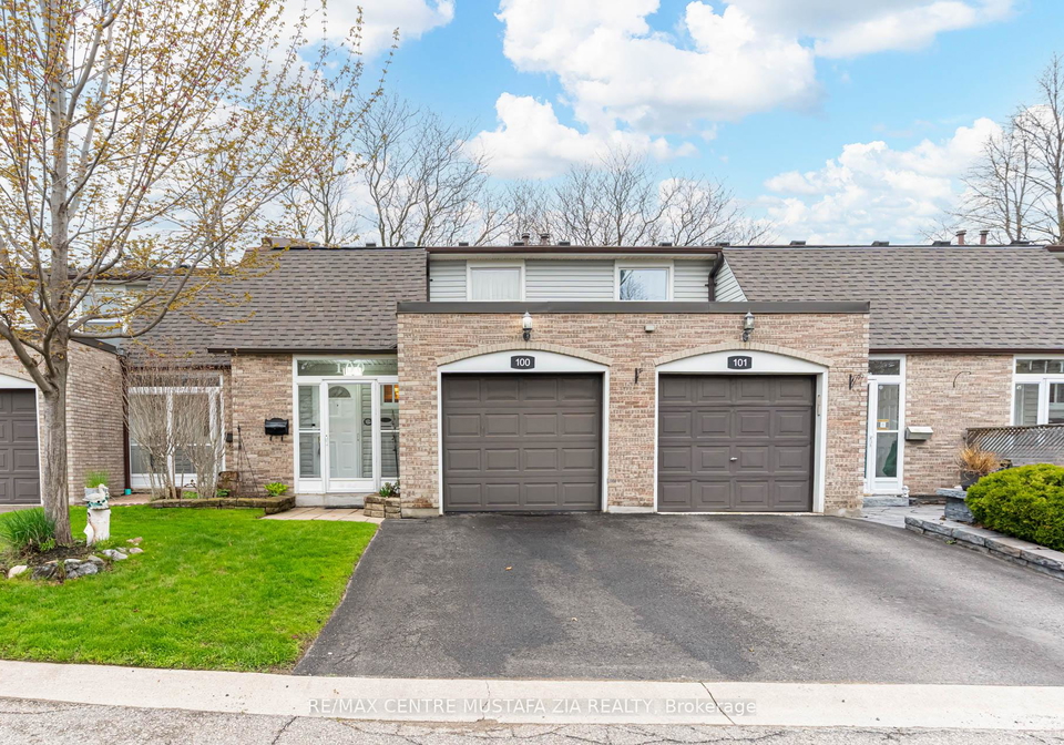 2440-bromsgrove-road-mississauga-ontario-w13155096
