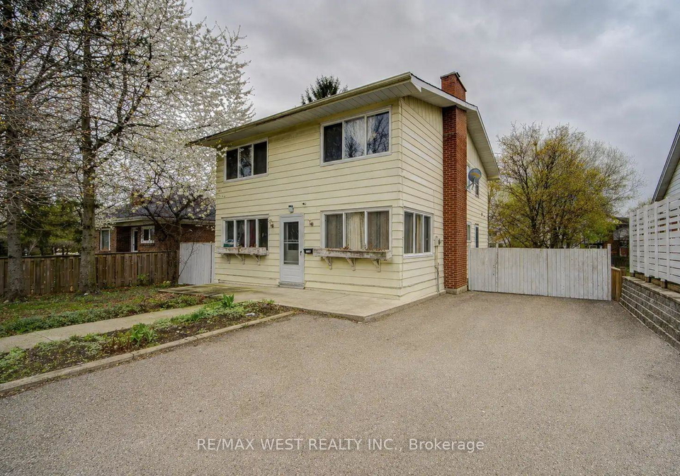 326-queen-street-s-mississauga-ontario-w13155102