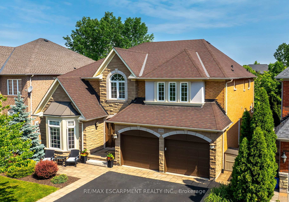 2431-castlebrook-road-oakville-ontario-w13155308