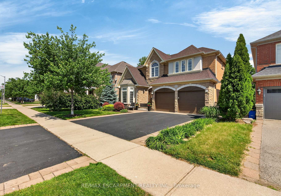 2431-castlebrook-road-oakville-ontario-w13155308