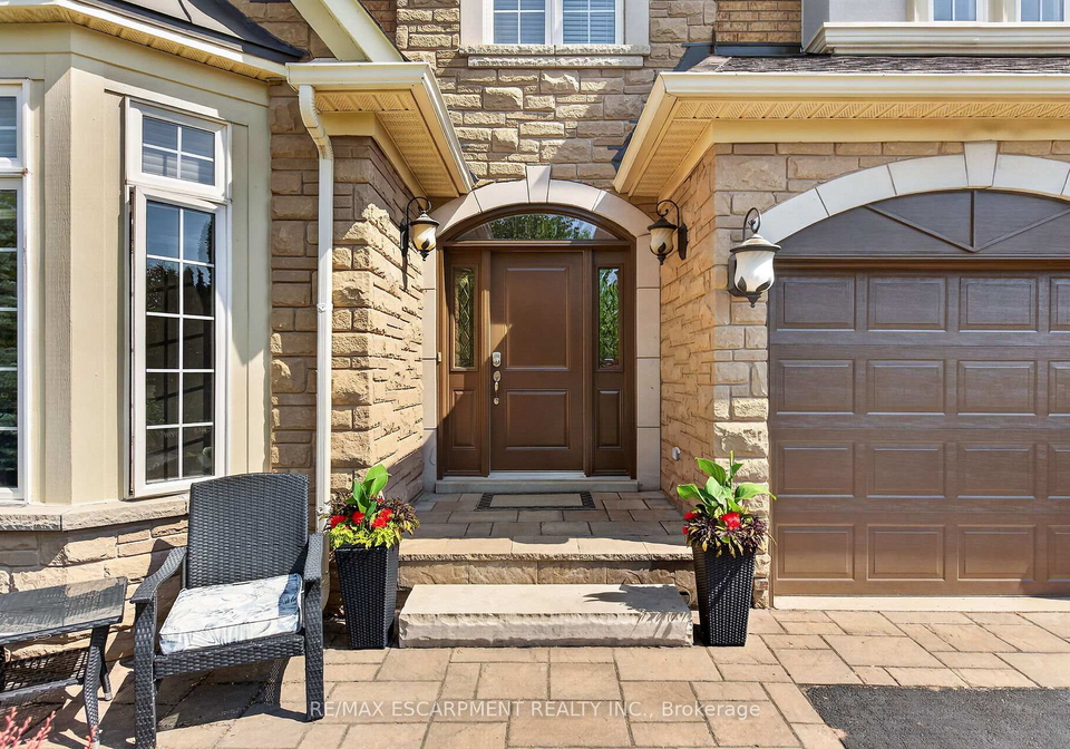 2431-castlebrook-road-oakville-ontario-w13155308