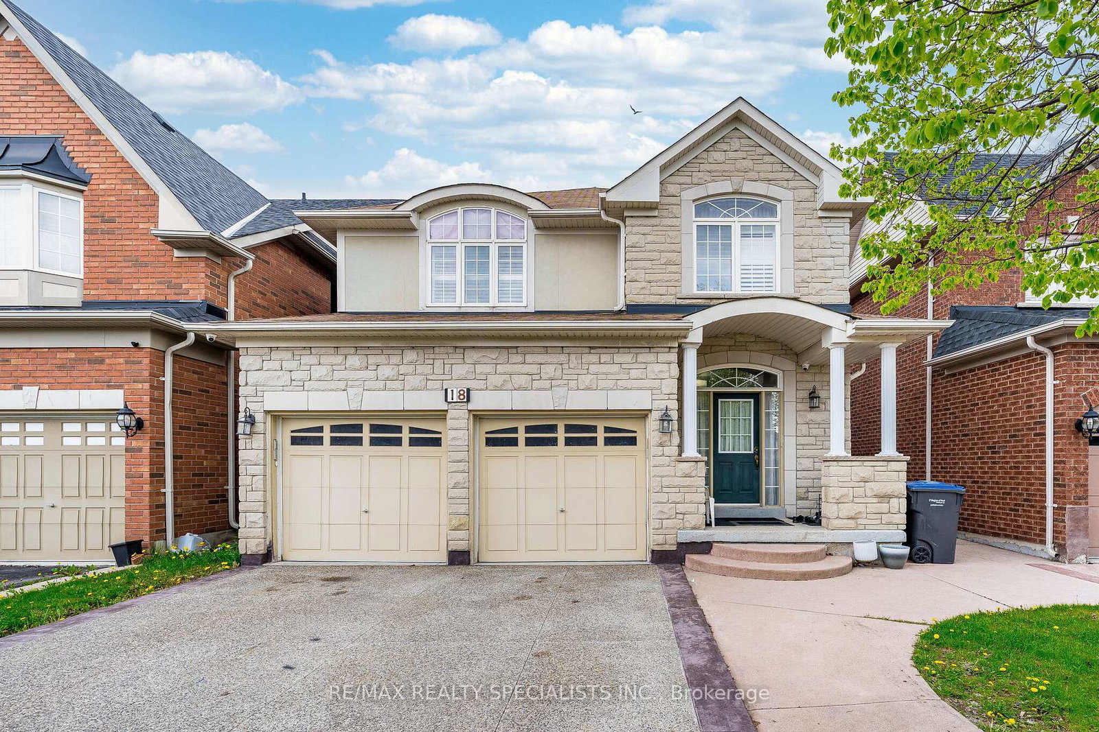 18-long-meadow-road-brampton-ontario-w13155396