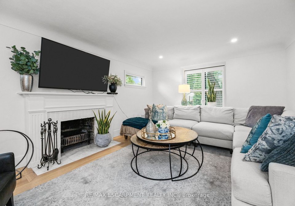 1390-halifax-place-burlington-ontario-w13155426