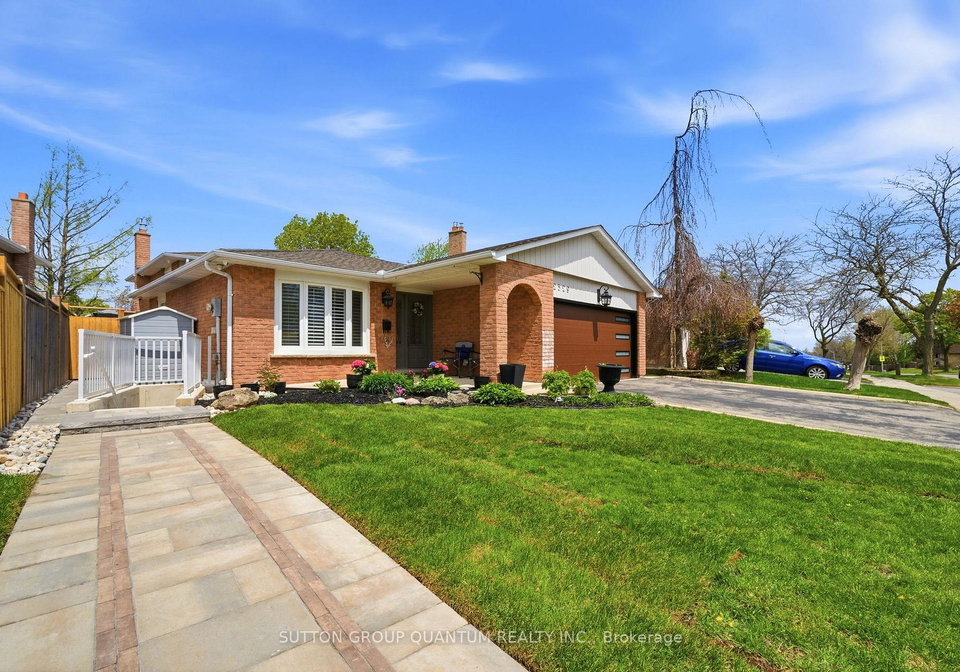 2529-cavendish-drive-burlington-ontario-w13155436