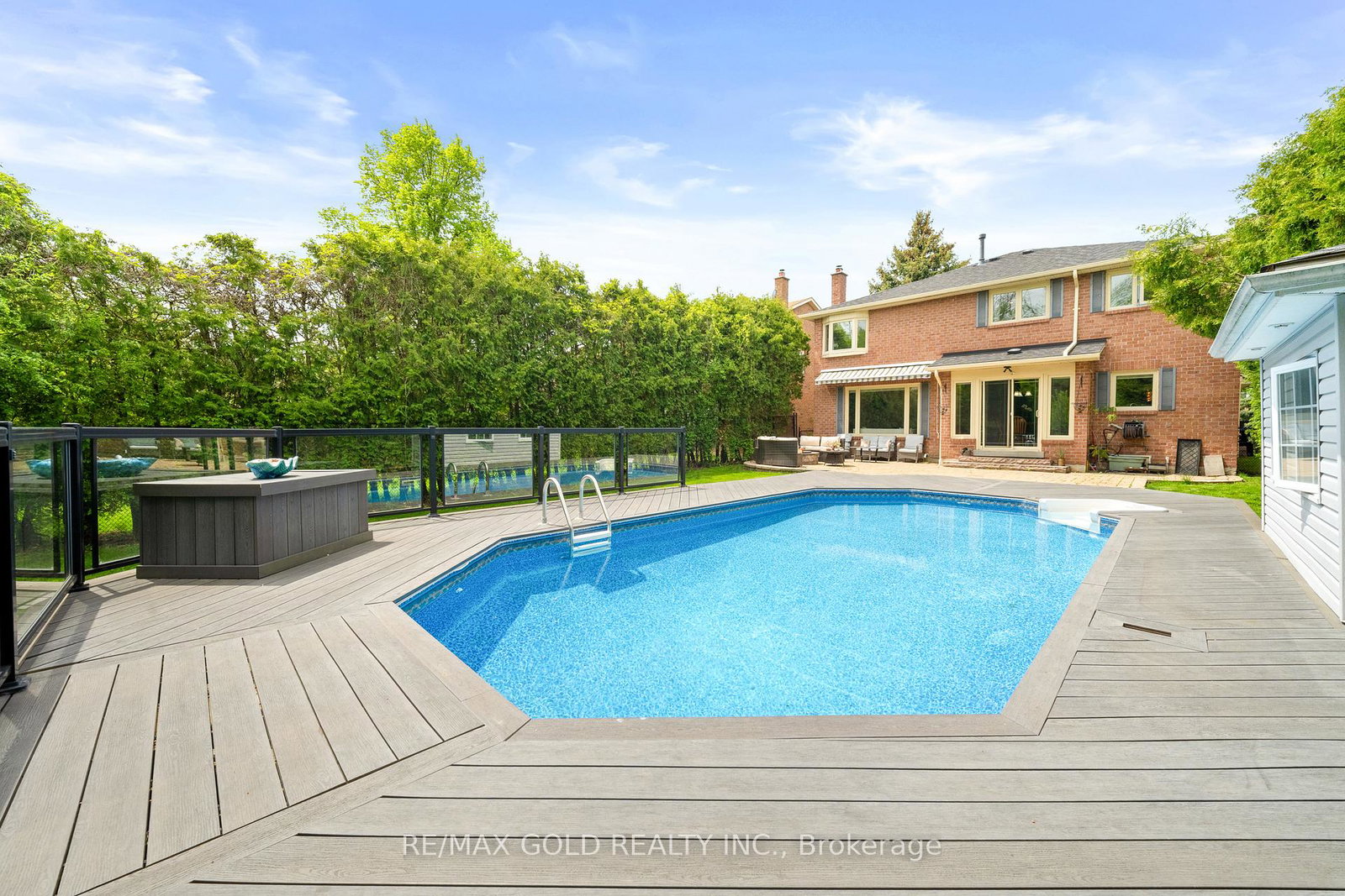 122-barr-crescent-brampton-ontario-w13155662