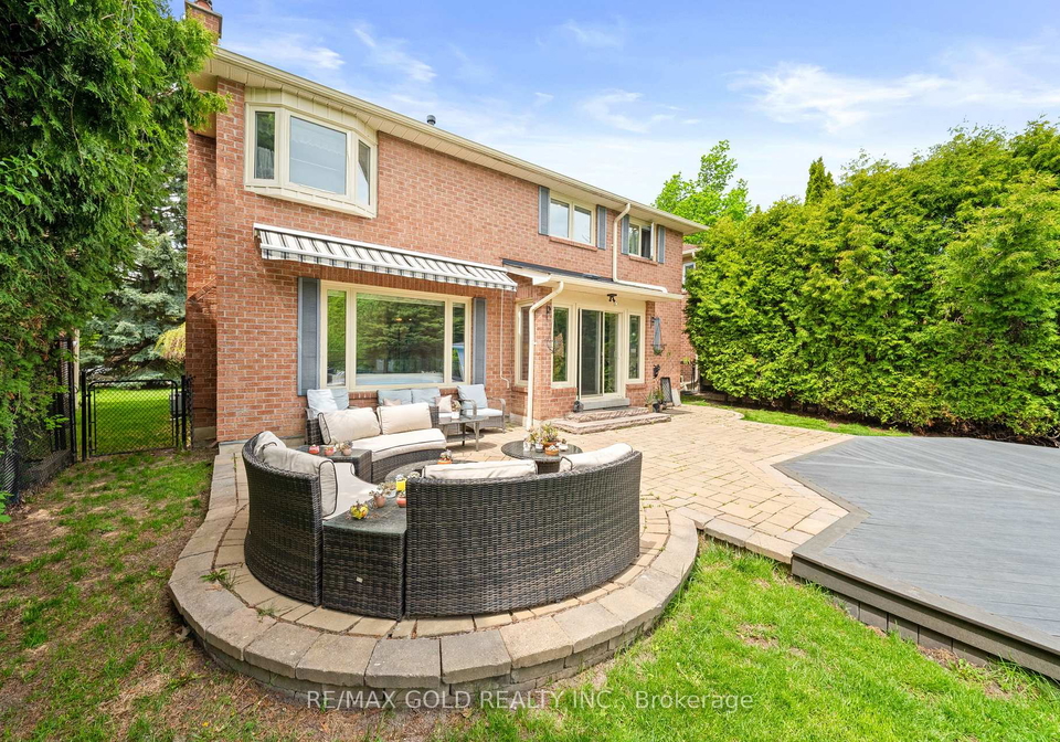 122-barr-crescent-brampton-ontario-w13155662