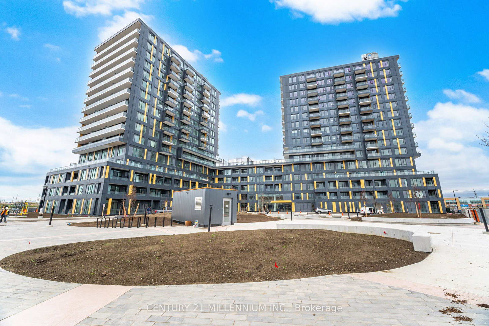4878-powers-common-burlington-ontario-w13155682