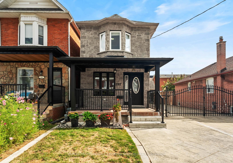 197-lambton-avenue-toronto-ontario-w13155734