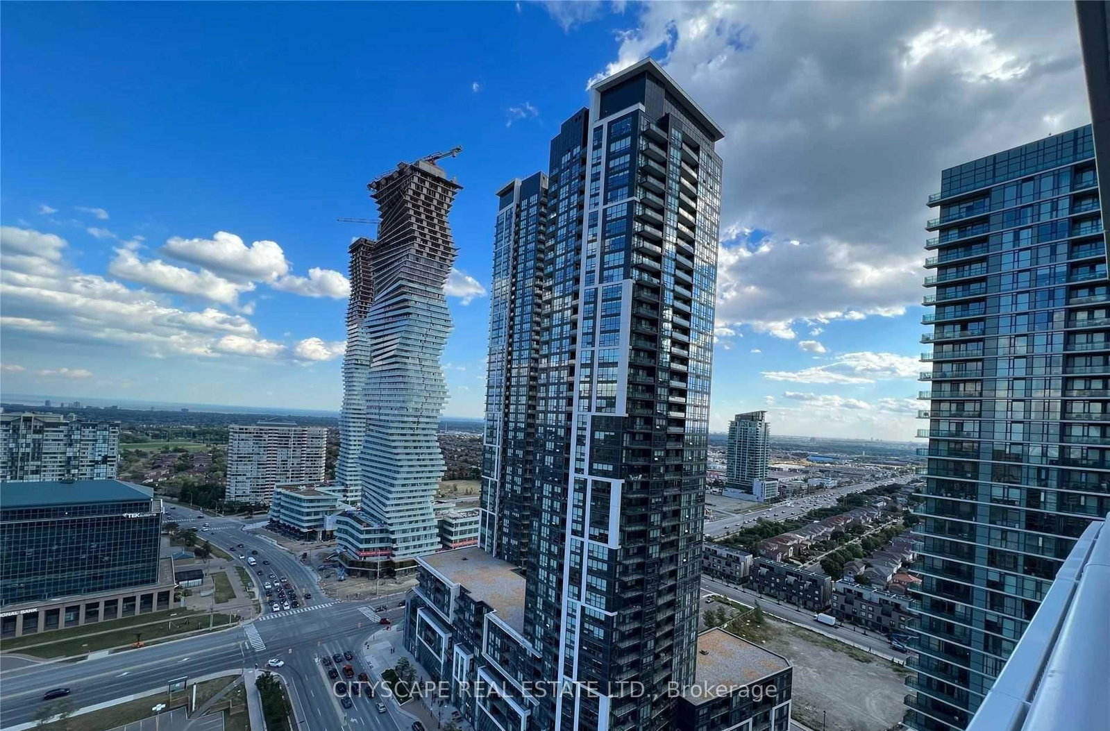 4065-confederation-parkway-mississauga-ontario-w13155768