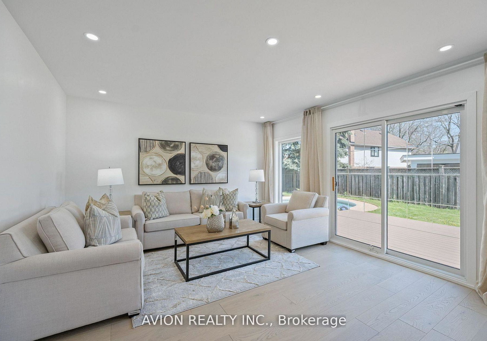 1397-highgate-court-oakville-ontario-w13155822