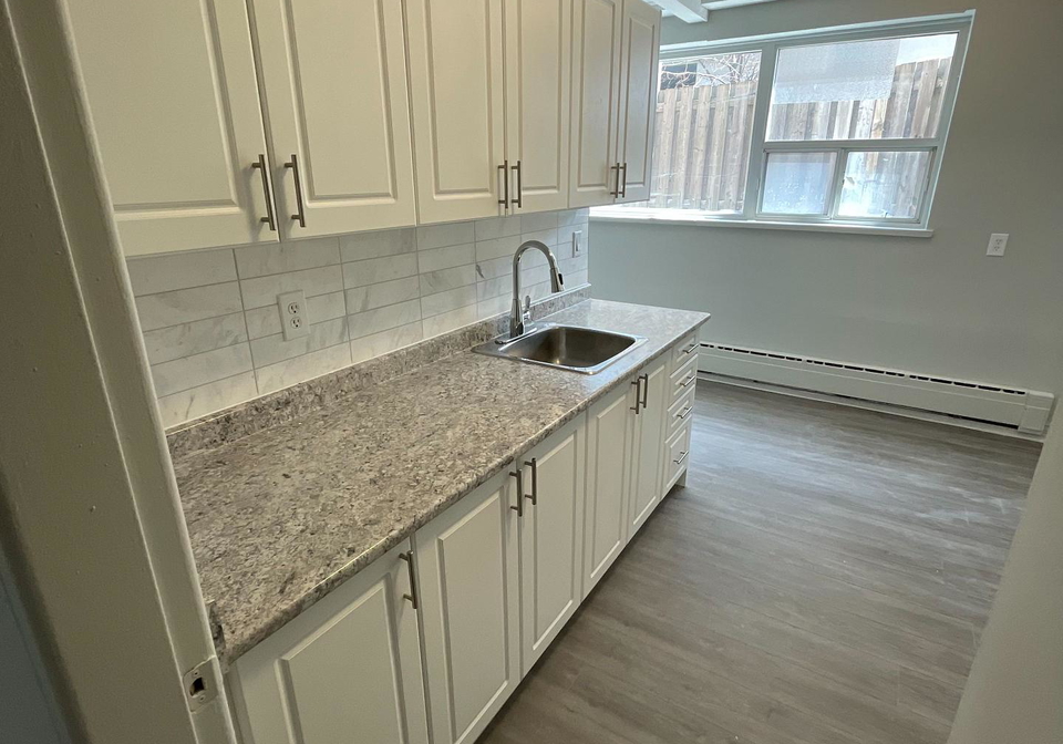 2548-keele-street-north-york-ontario-w13155860