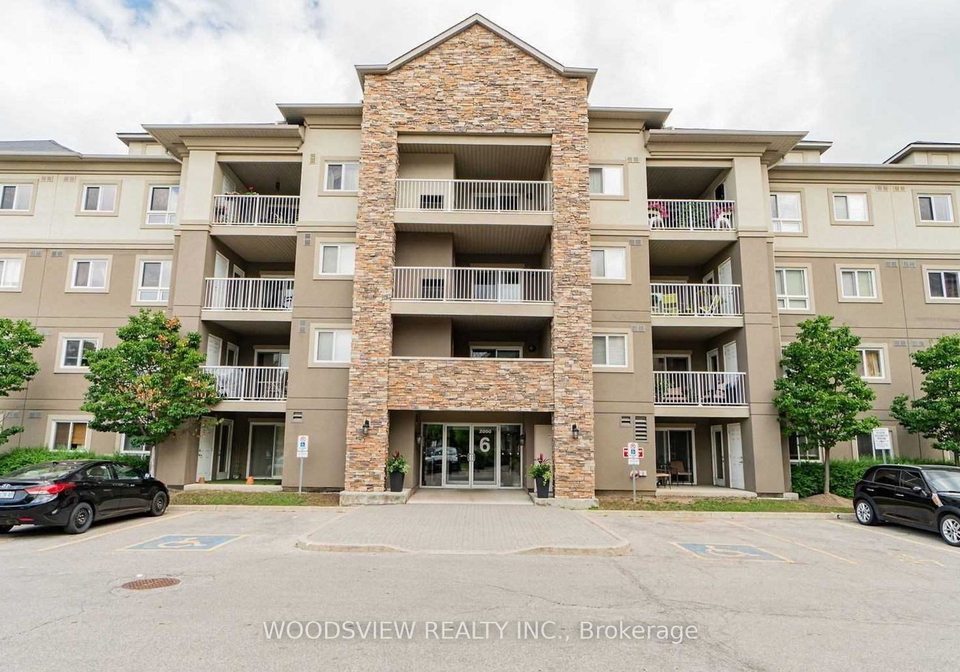 6-dayspring-circle-brampton-ontario-w13155912