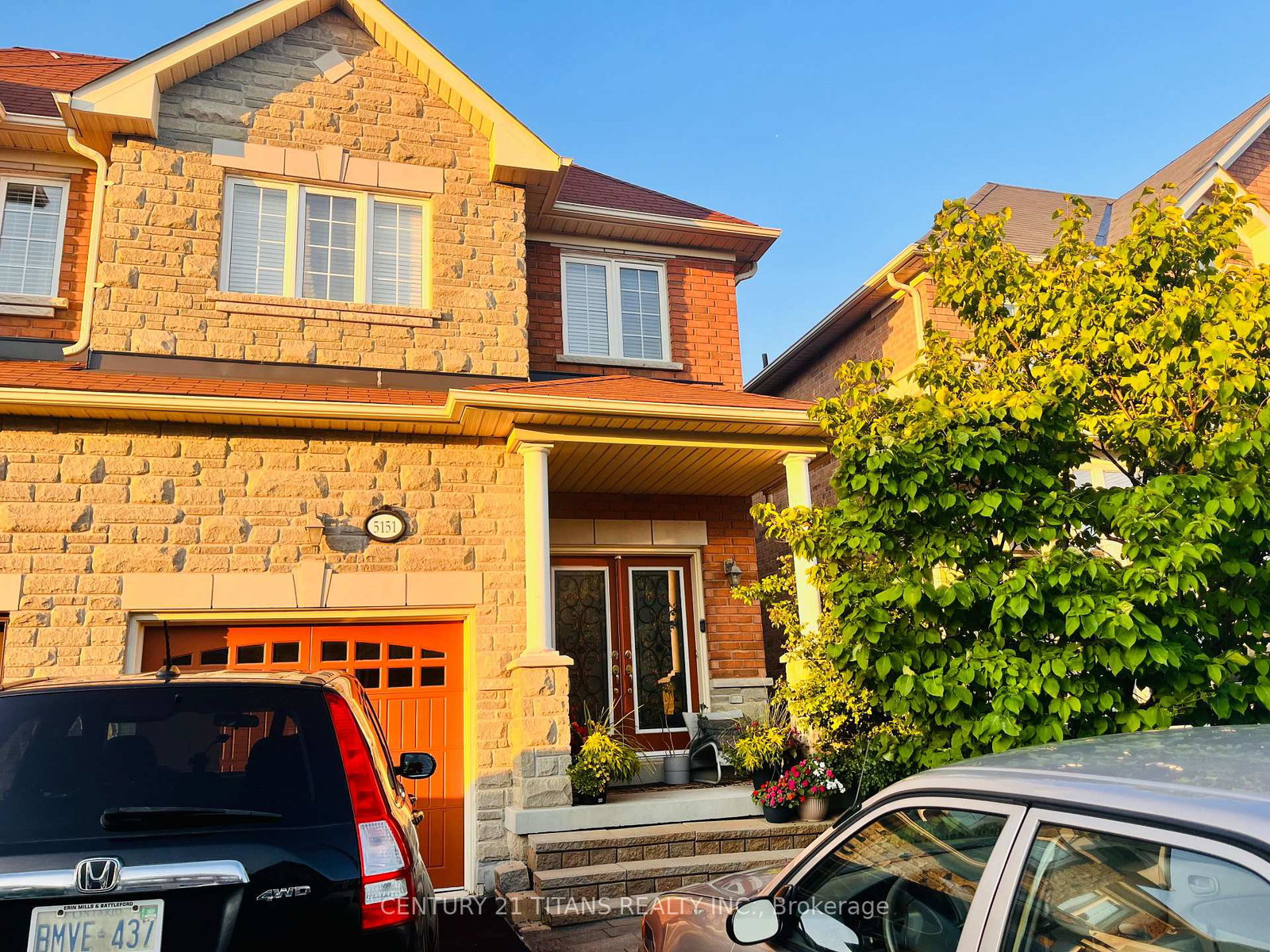 5151-nestling-grove-mississauga-ontario-w13156032