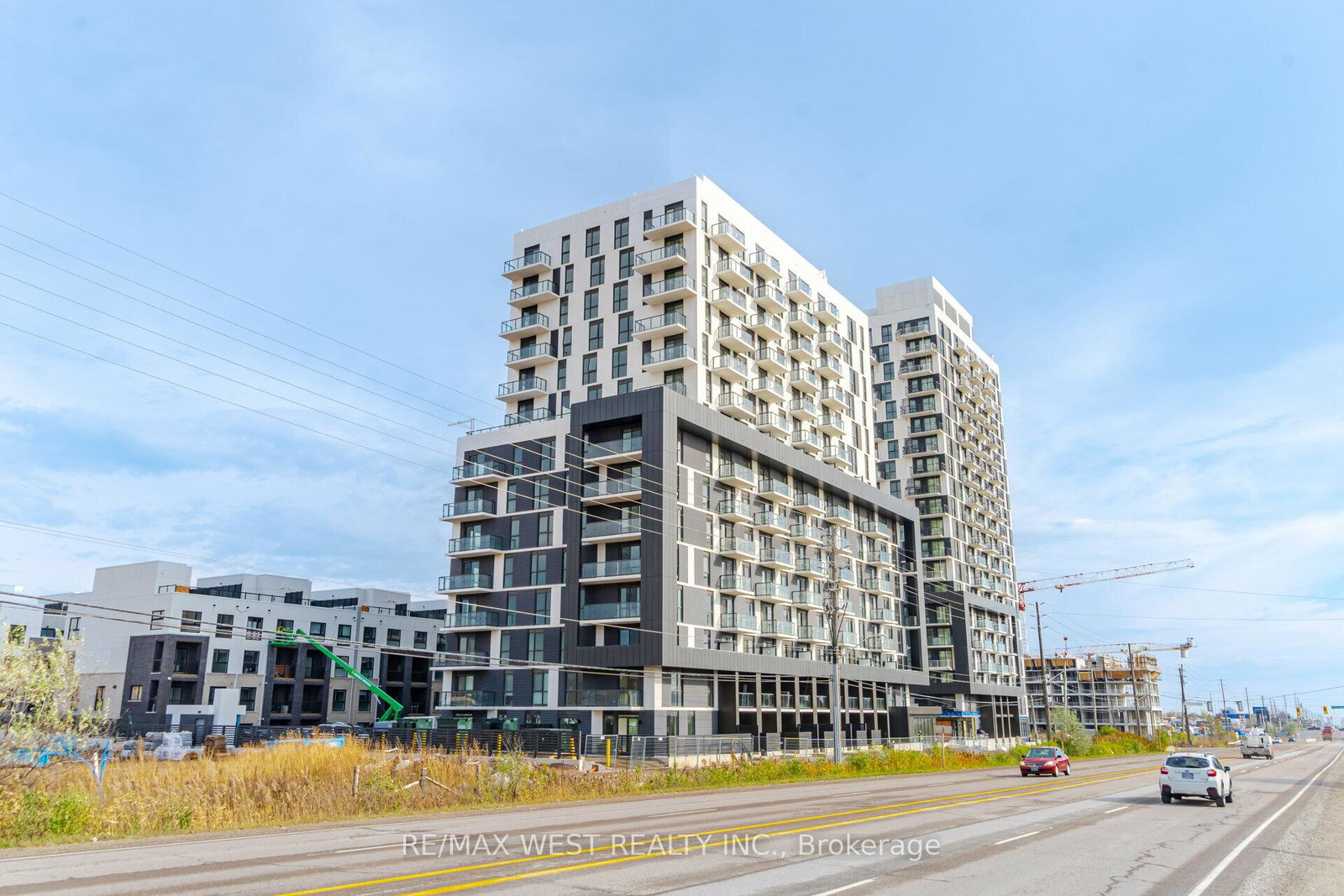 345-wheat-boom-drive-oakville-ontario-w13156260