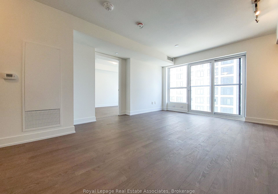 5-mabelle-avenue-etobicoke-ontario-w13156358