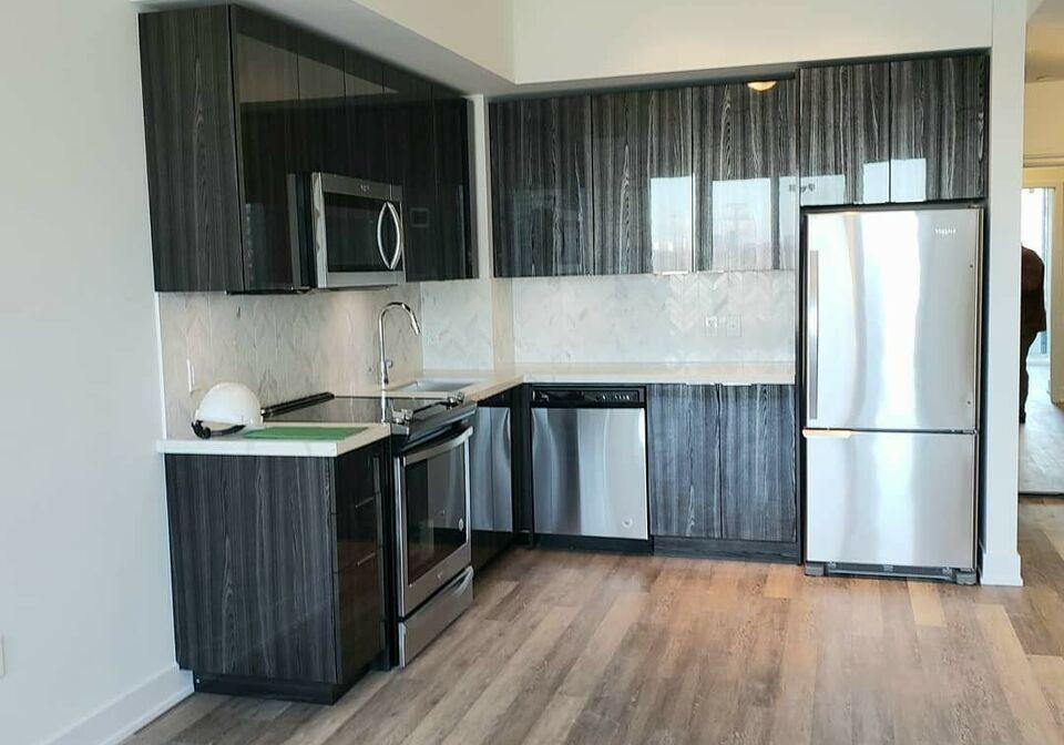 30-shore-breeze-drive-etobicoke-ontario-w13156372