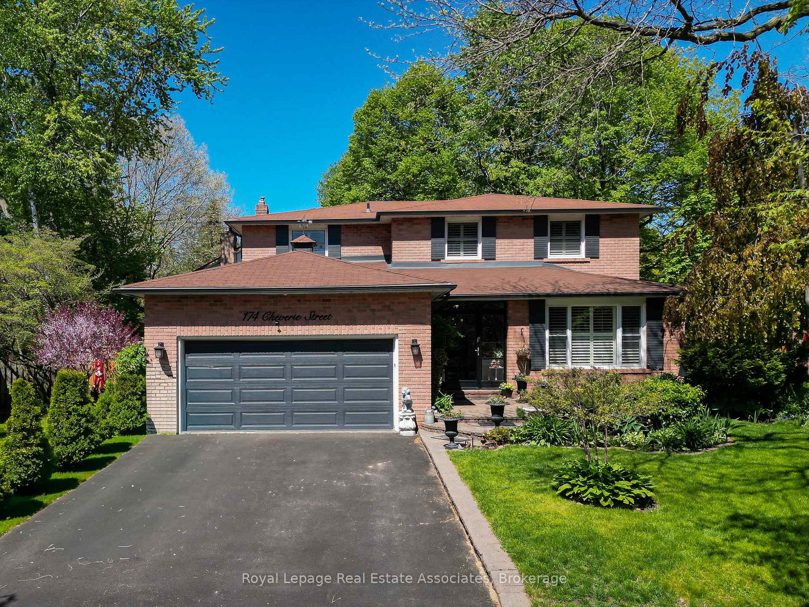 174-cheverie-street-oakville-ontario-w13156440