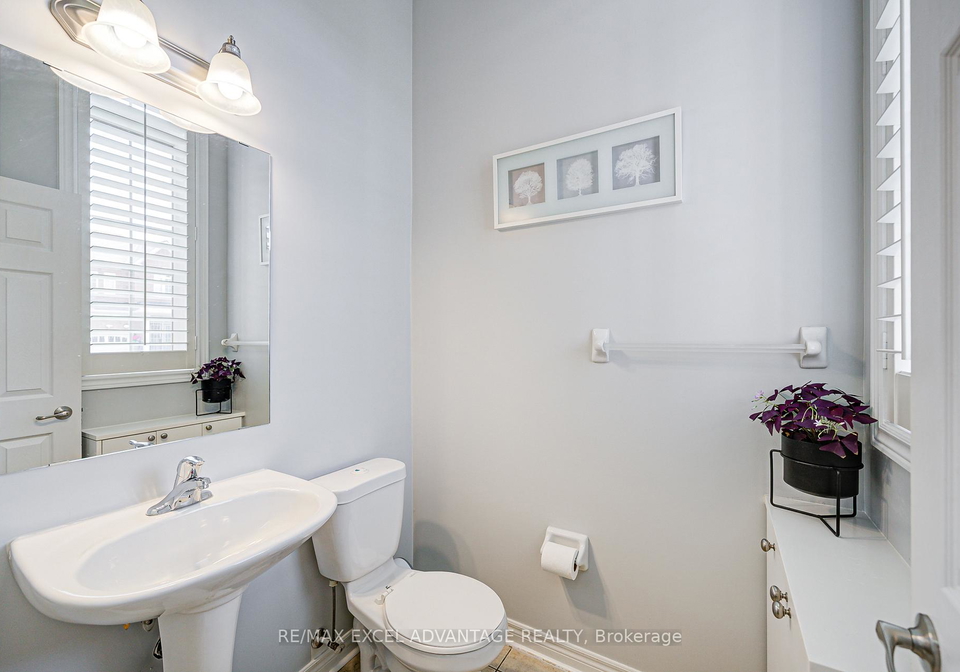 29-teal-crescent-circle-brampton-ontario-w13156486