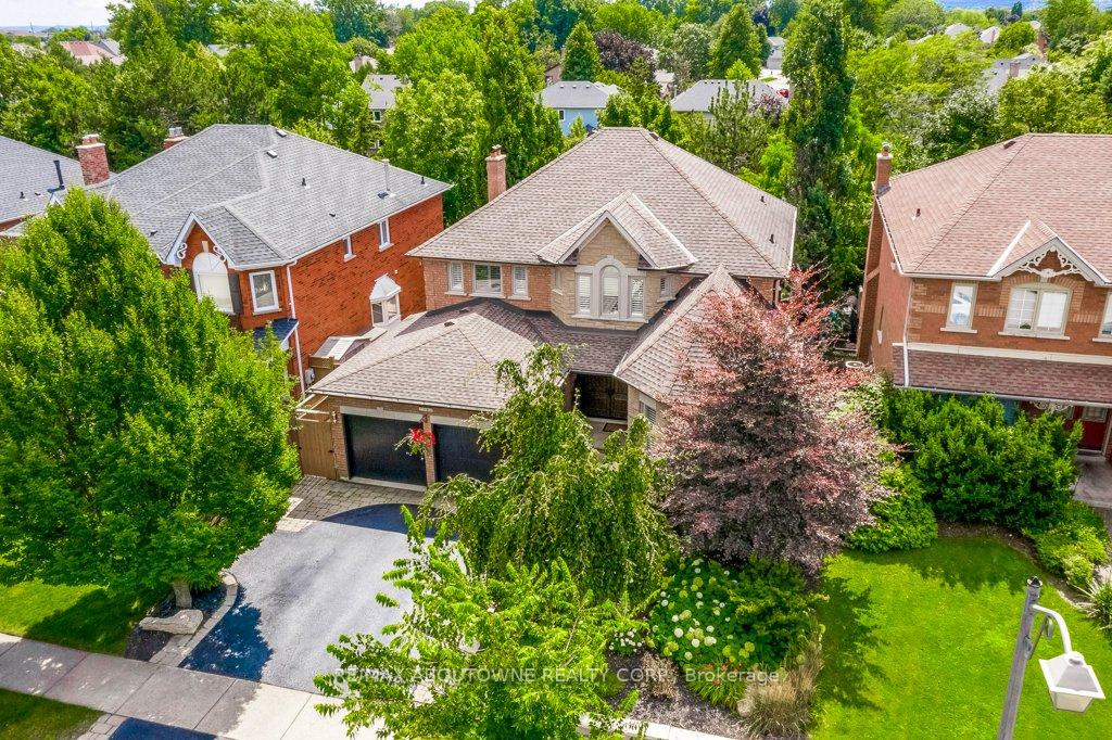 2080-mckerlie-crescent-burlington-ontario-w13156578