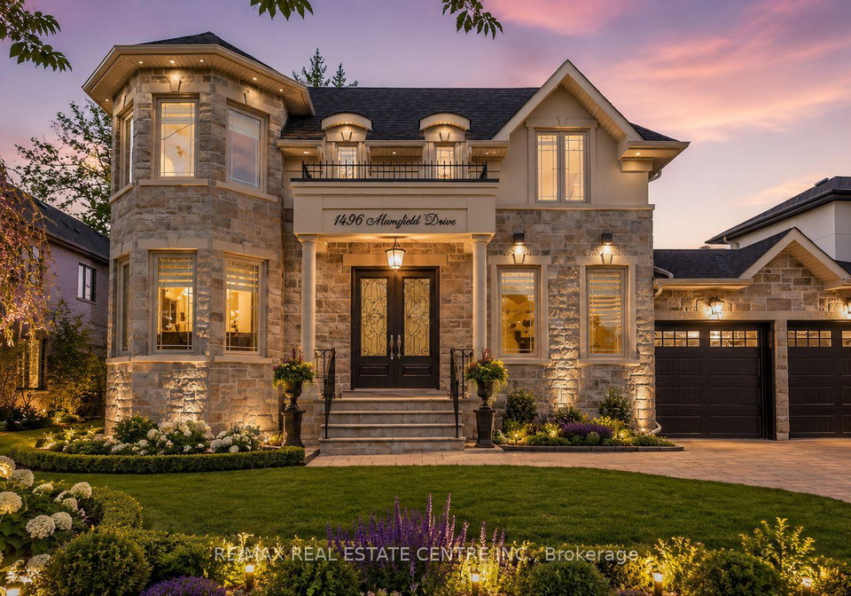 1496-mansfield-drive-oakville-ontario-w13156780