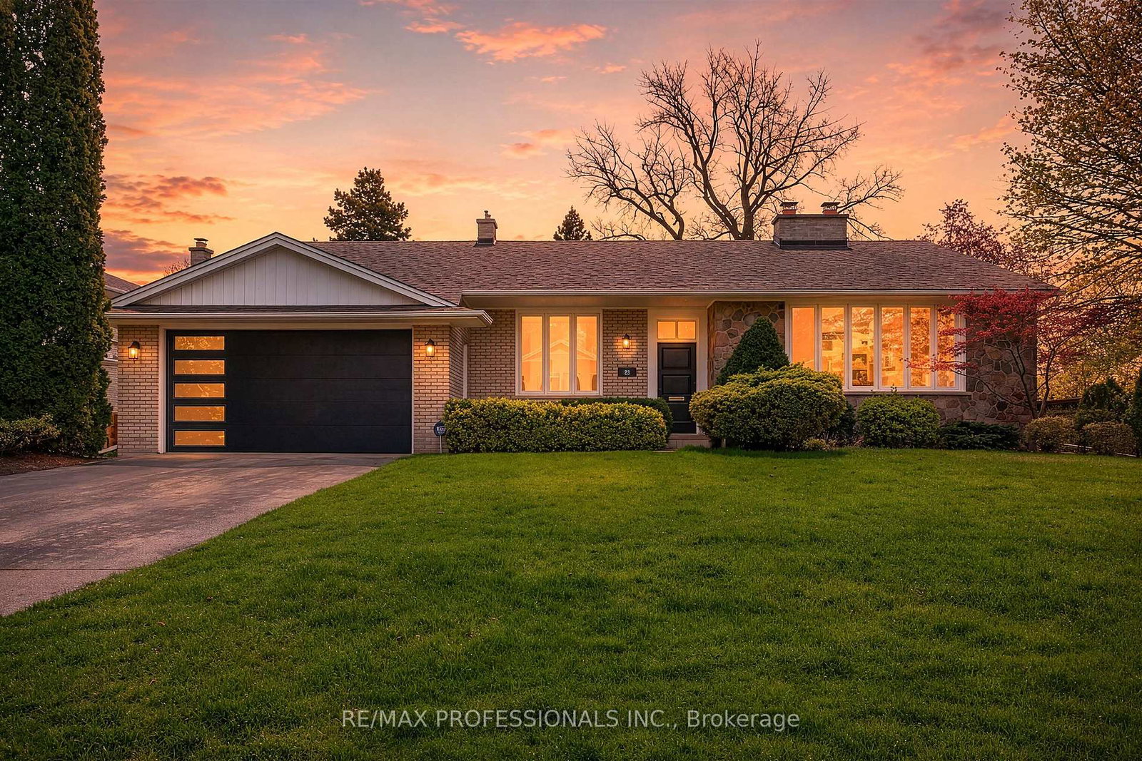 23-ravensbourne-crescent-etobicoke-ontario-w13156864