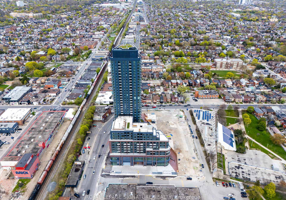 1185-dupont-street-toronto-ontario-w13157554