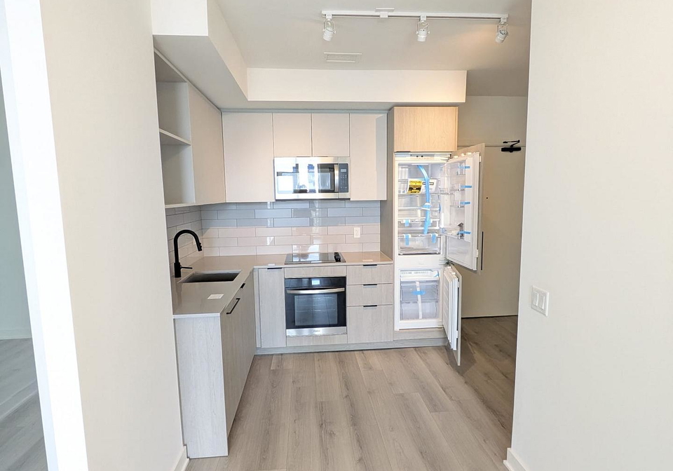 1185-dupont-street-toronto-ontario-w13157618